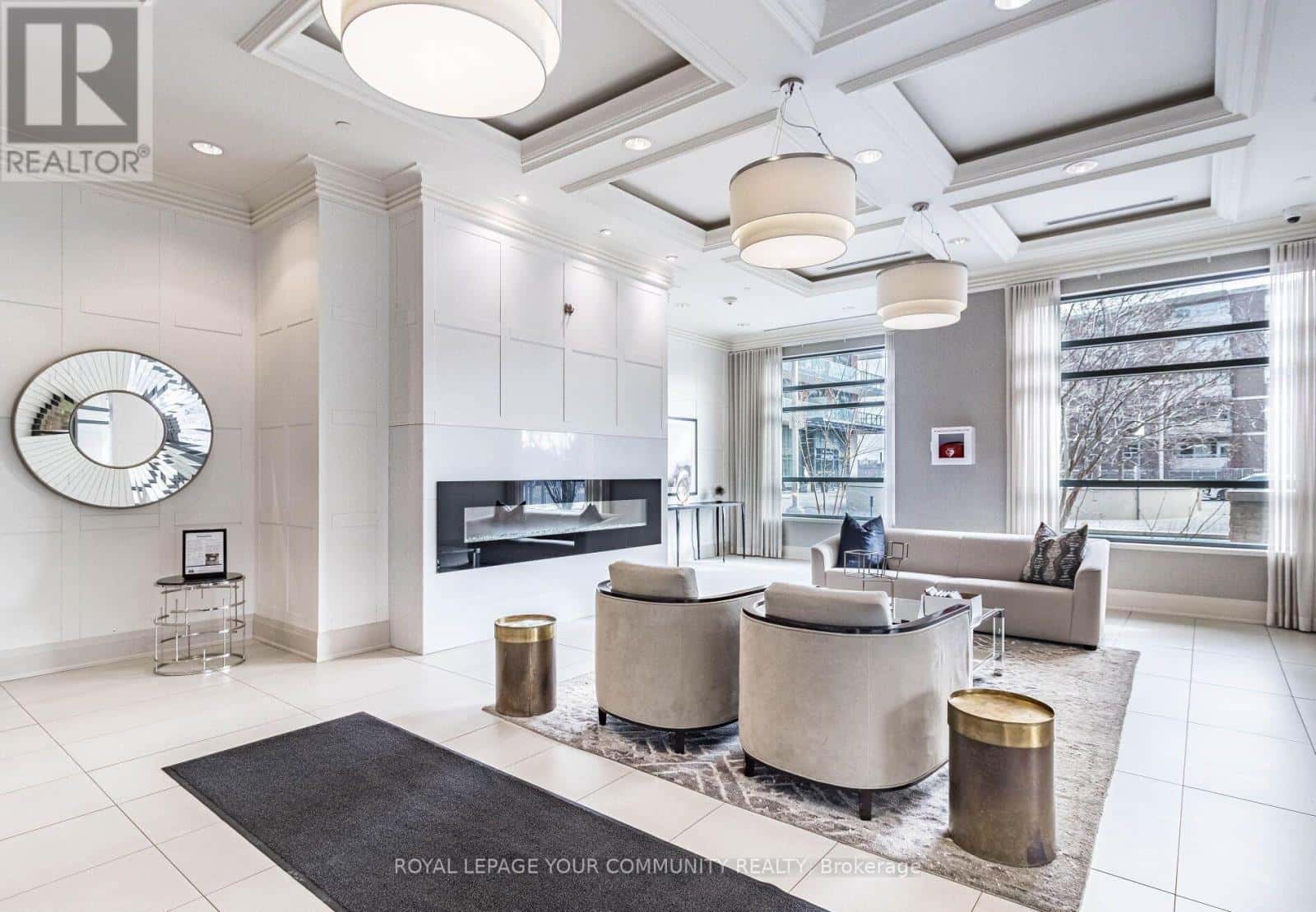 413 - 25 FONTENAY COURT — Toronto (Edenbridge-Humber Valley), Ontario - Photo 2 of 43