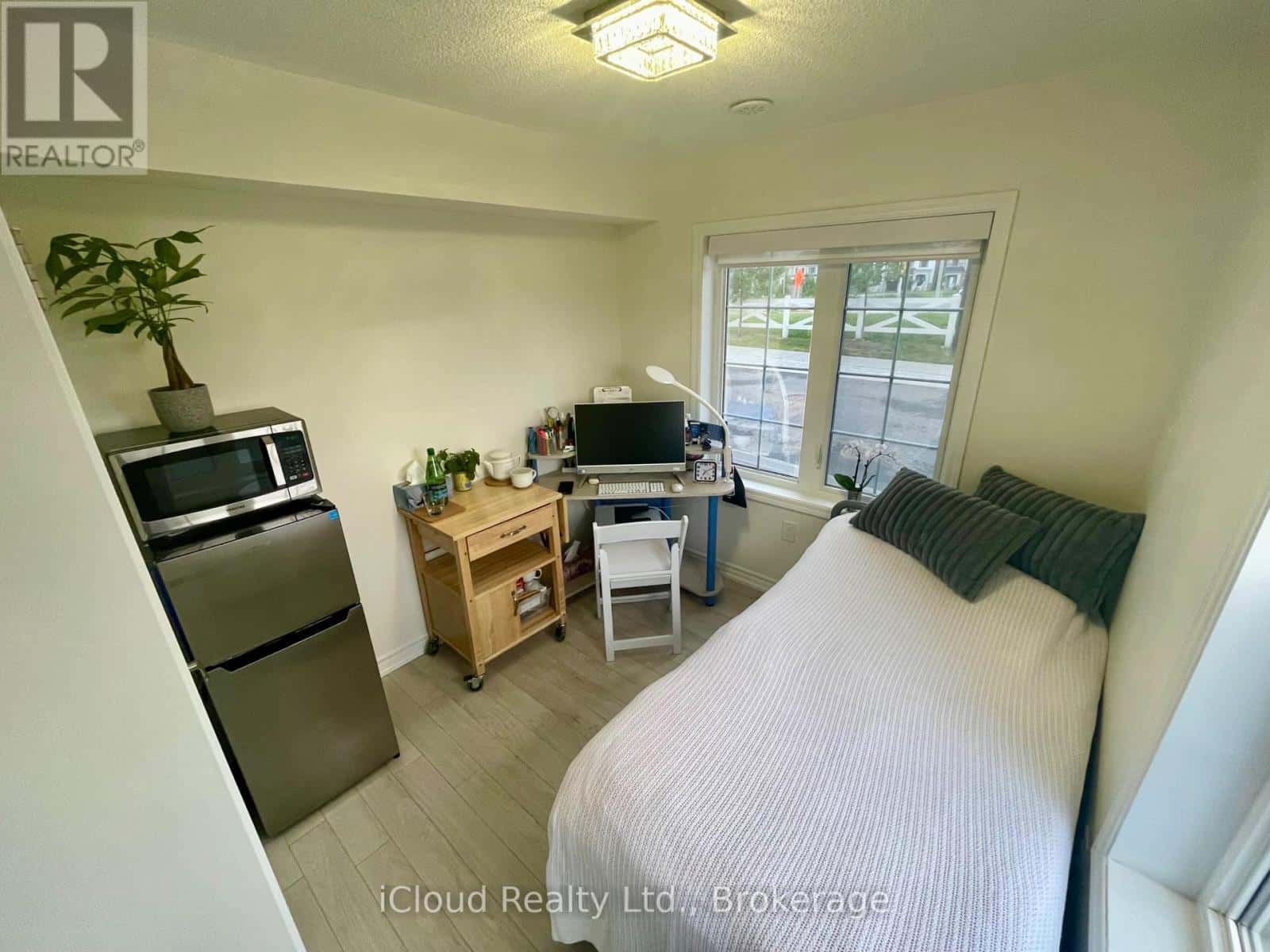 73 - 1222 ROSE WAY — Milton (CB Cobban), Ontario - Photo 4 of 22