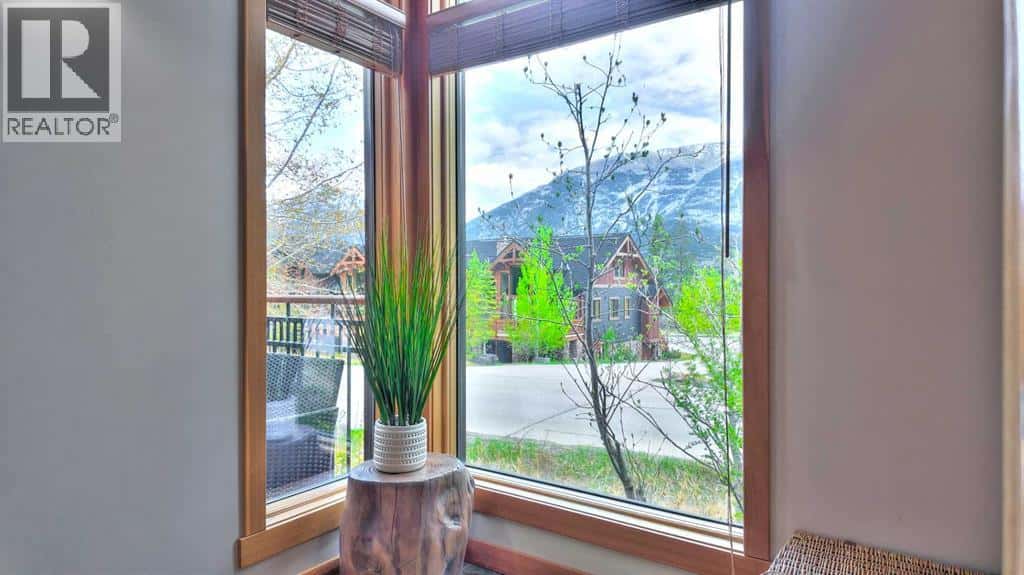 1, 101 Armstrong Place — Canmore, Alberta - Photo 4 of 42