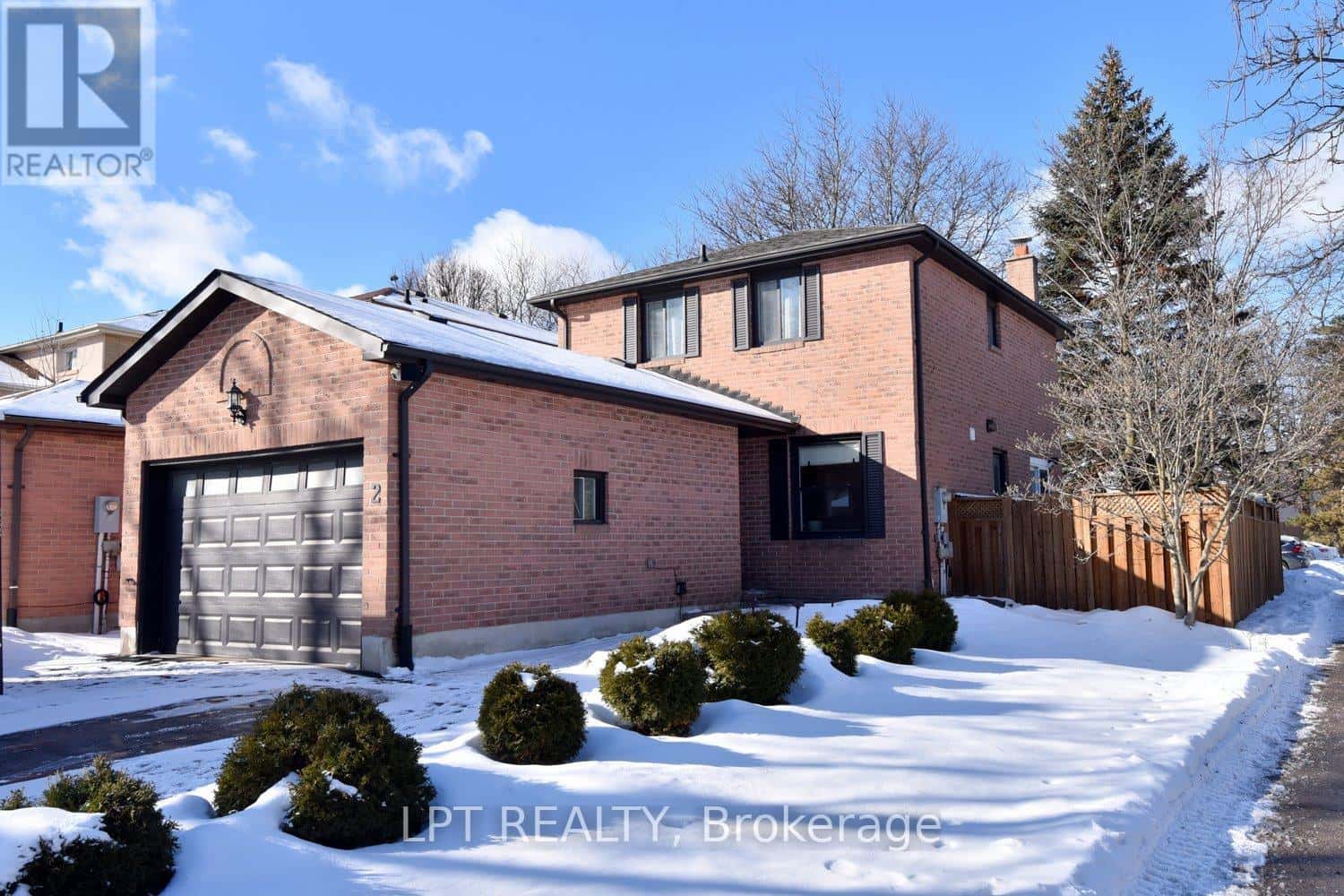 2 LEORA COURT — Richmond Hill (North Richvale), Ontario - Photo 2 of 40