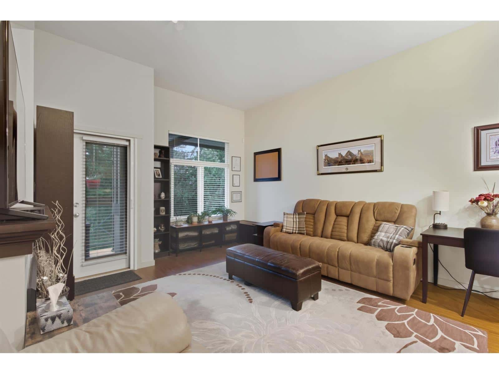 404 33338 E BOURQUIN CRESCENT — Abbotsford, British Columbia - Photo 3 of 28