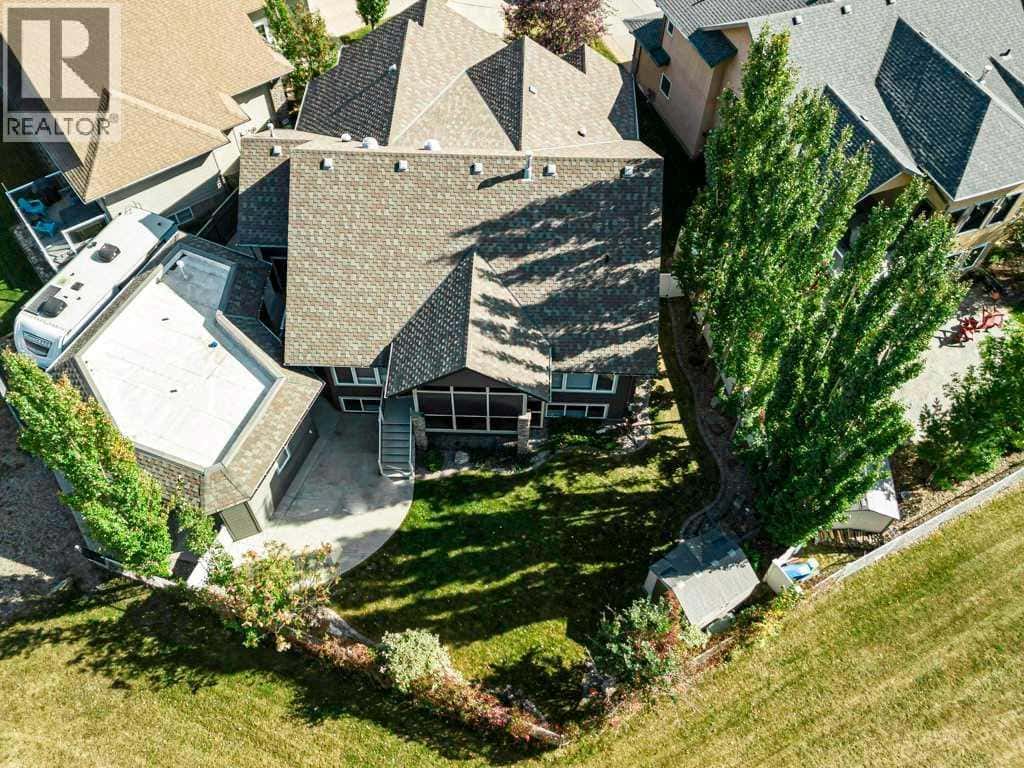 34 Overand Place — Red Deer, Alberta - Photo 4 of 49