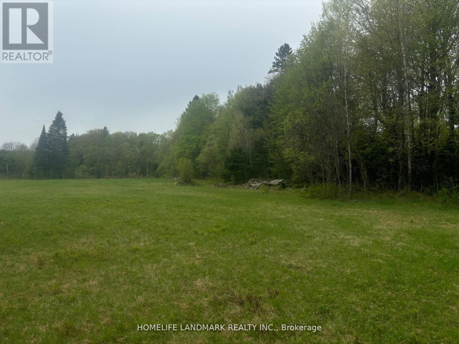 1995 BEAR CAVE ROAD — Muskoka Lakes (Cardwell), Ontario - Main photo