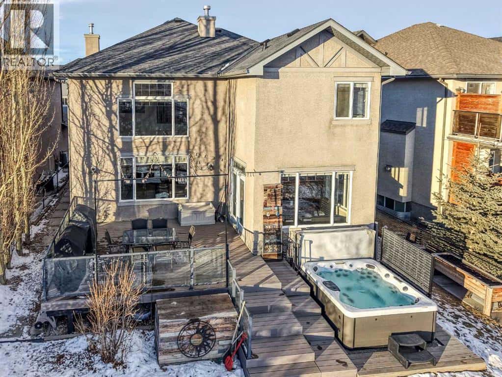 74 Sherwood Point NW — Calgary, Alberta - Photo 5 of 49