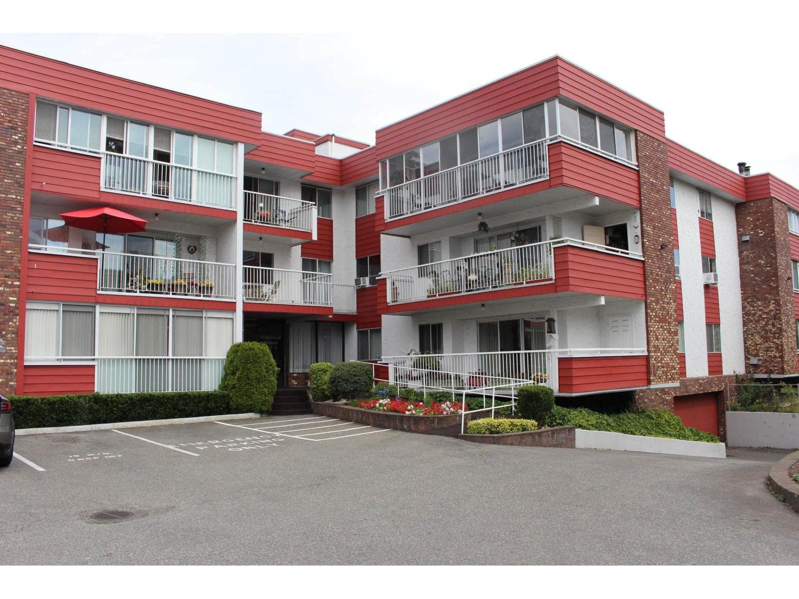 204 32025 TIMS AVENUE — Abbotsford, British Columbia - Main photo