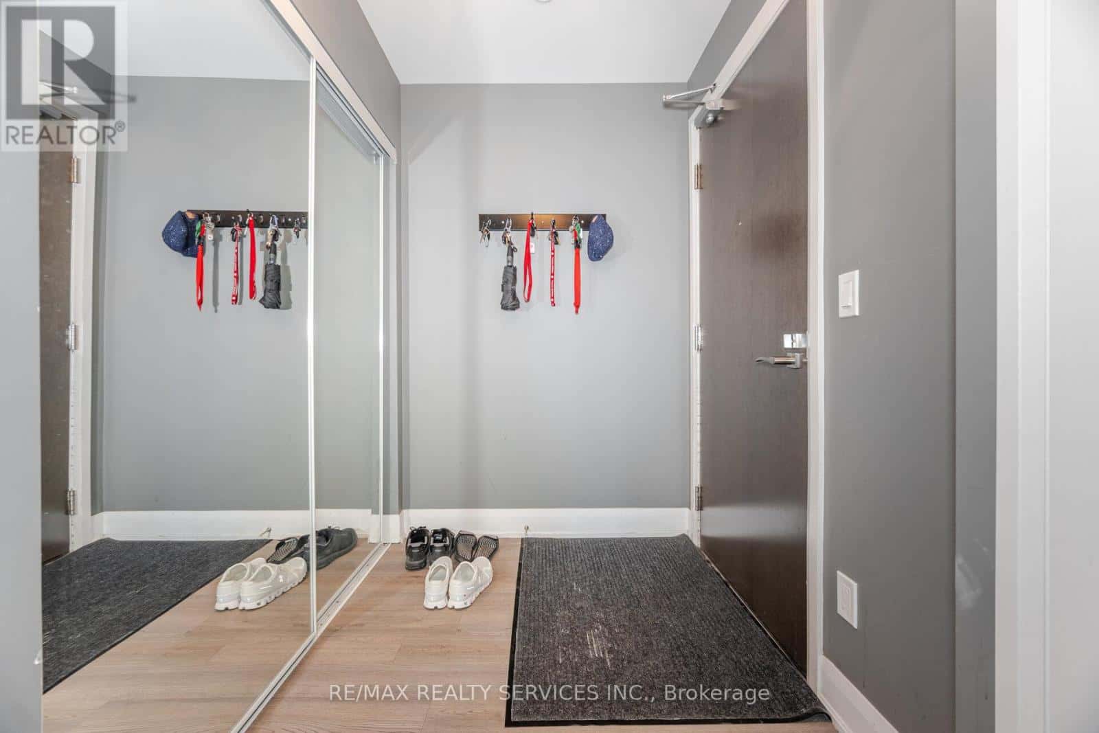 Vaughan (Concord) — Vaughan (Concord) - Photo 4 of 27