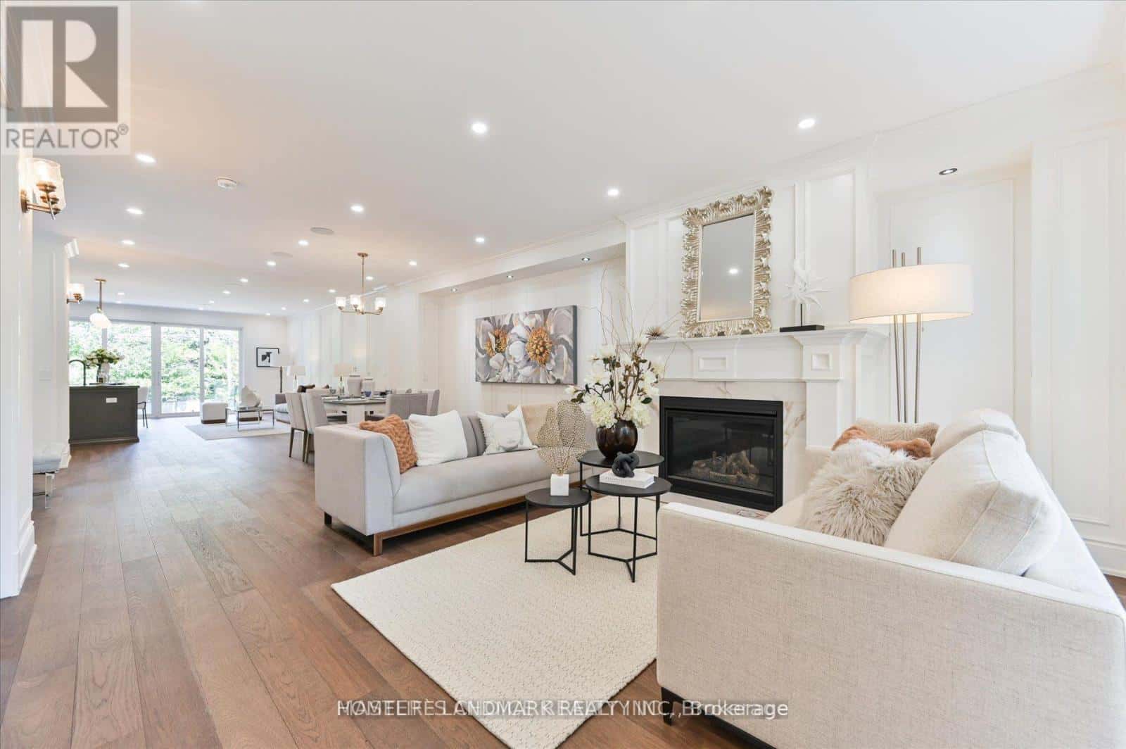 382 ST CLEMENTS AVENUE — Toronto (Lawrence Park South), Ontario - Photo 4 of 40