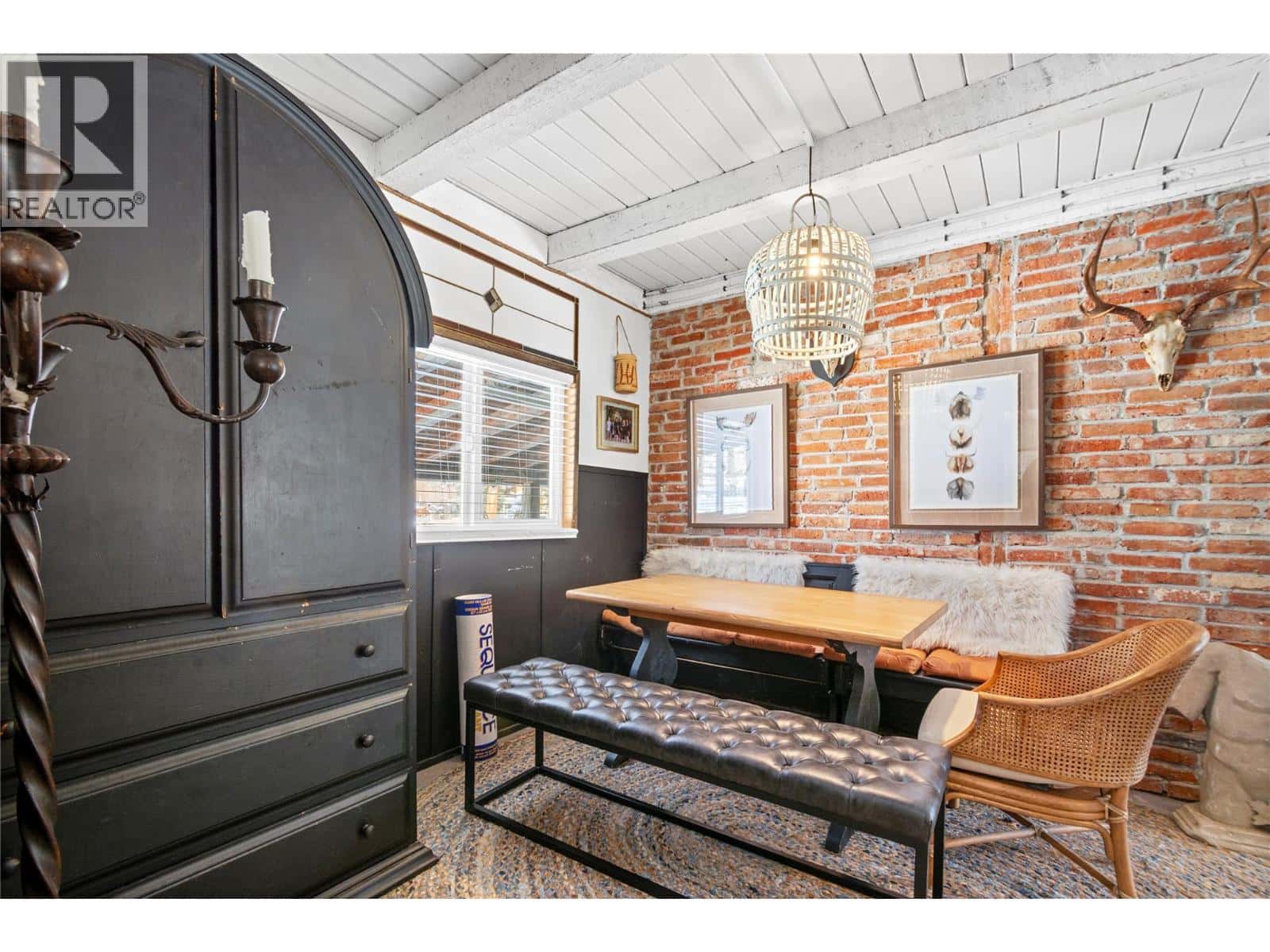 172 6th Street — Coalmont-Tulameen, British Columbia - Photo 3 of 33