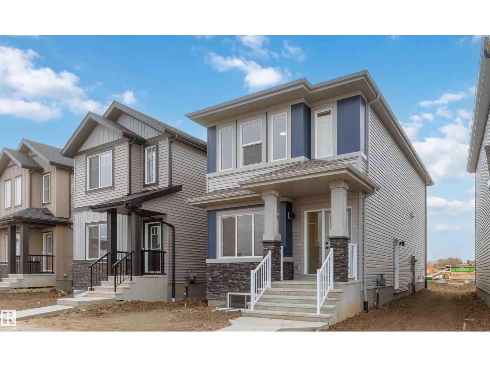 1011 ASTER BV NW — Edmonton, Alberta - Photo 4 of 50