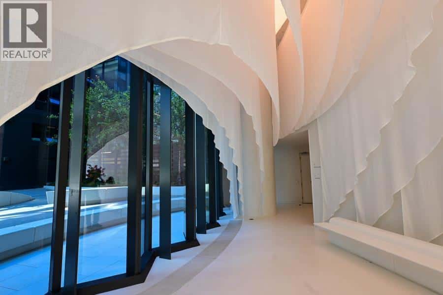 2204 1033 NELSON STREET — Vancouver, British Columbia - Photo 2 of 38