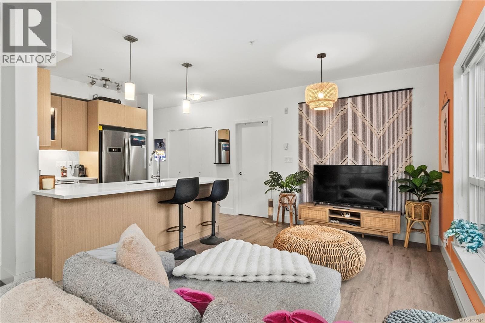 102 3070 Kilpatrick Ave — Courtenay, British Columbia - Main photo