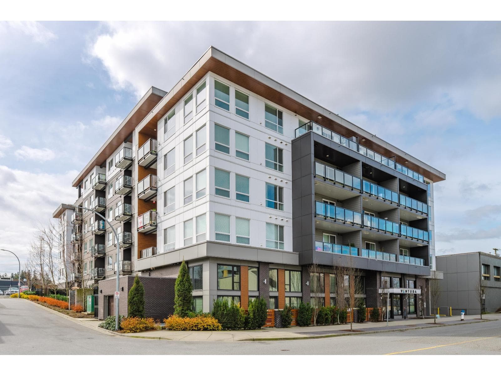 304 32838 VENTURA AVENUE — Abbotsford, British Columbia - Main photo