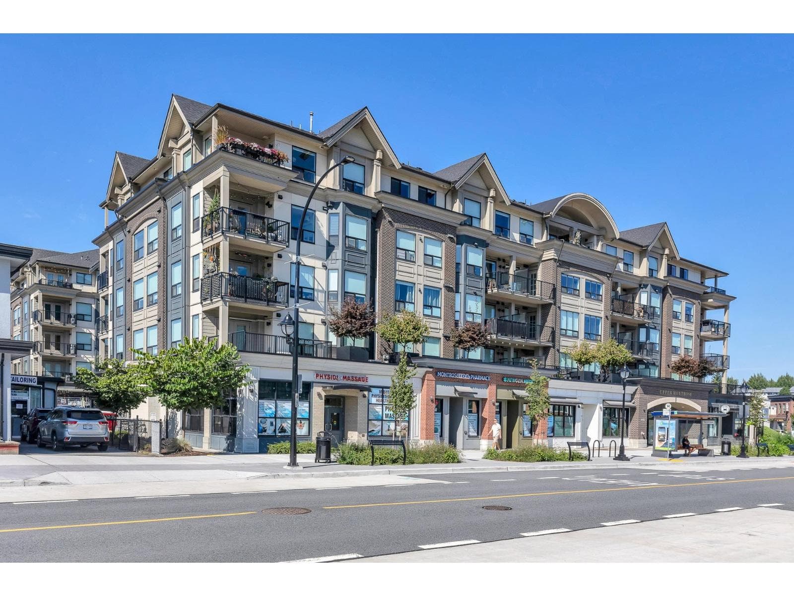 514 2493 MONTROSE AVENUE — Abbotsford, British Columbia - Main photo