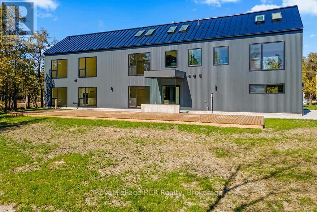 67 PEDWELL DRIVE — Northern Bruce Peninsula, Ontario - Photo 2 of 49