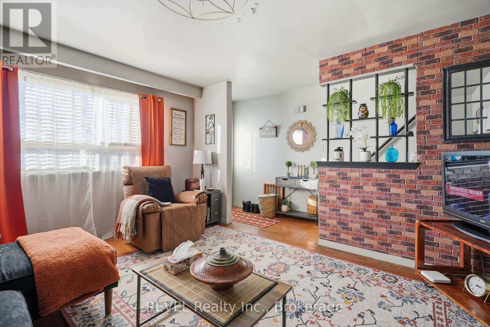 137 WELLINGTON STREET — Port Colborne (Killaly East), Ontario - Photo 4 of 36