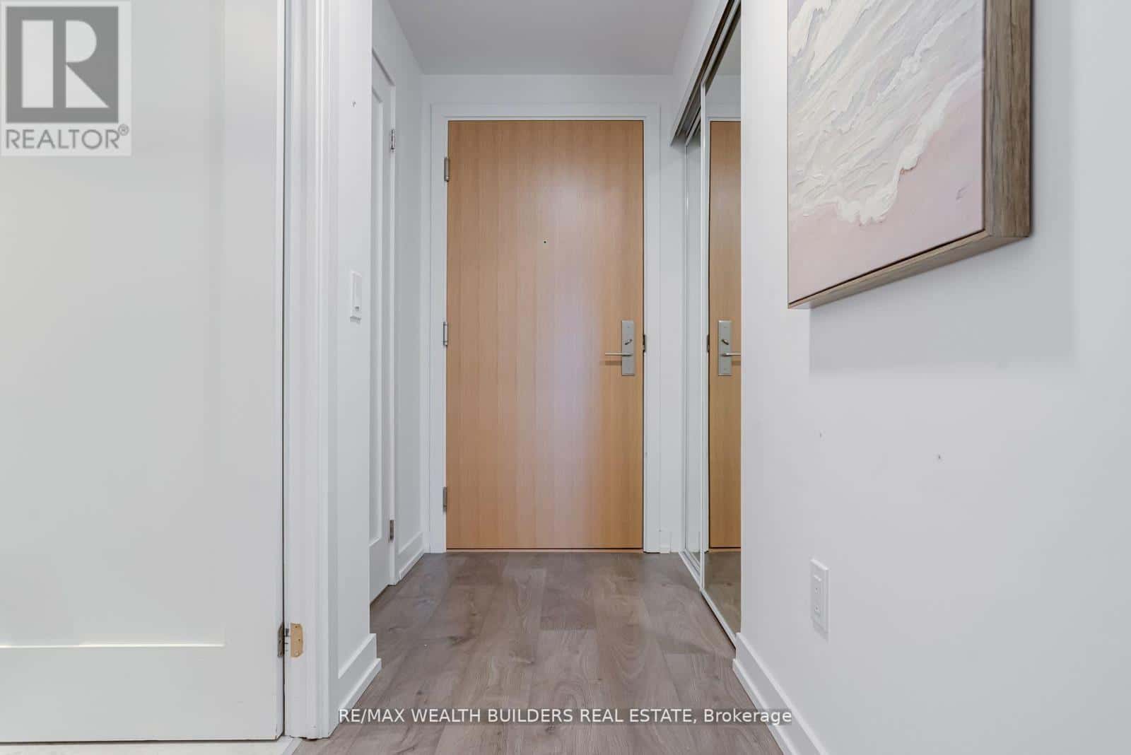 444 - 150 LOGAN AVENUE — Toronto (South Riverdale), Ontario - Photo 4 of 35