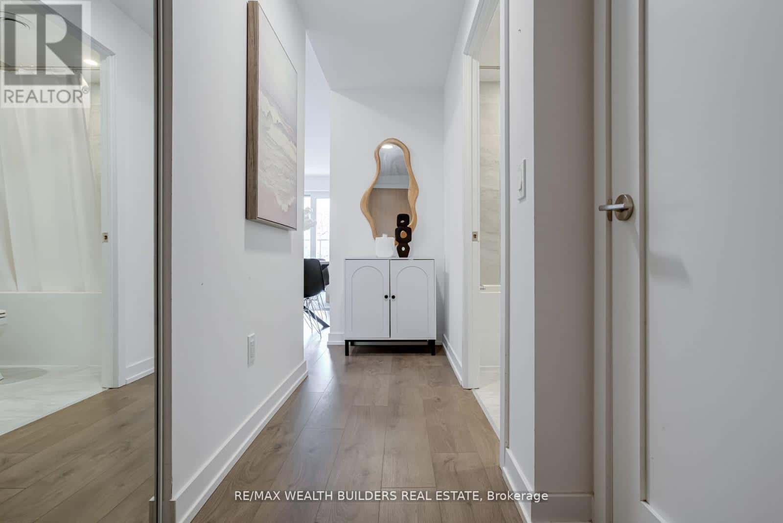 444 - 150 LOGAN AVENUE — Toronto (South Riverdale), Ontario - Photo 5 of 35