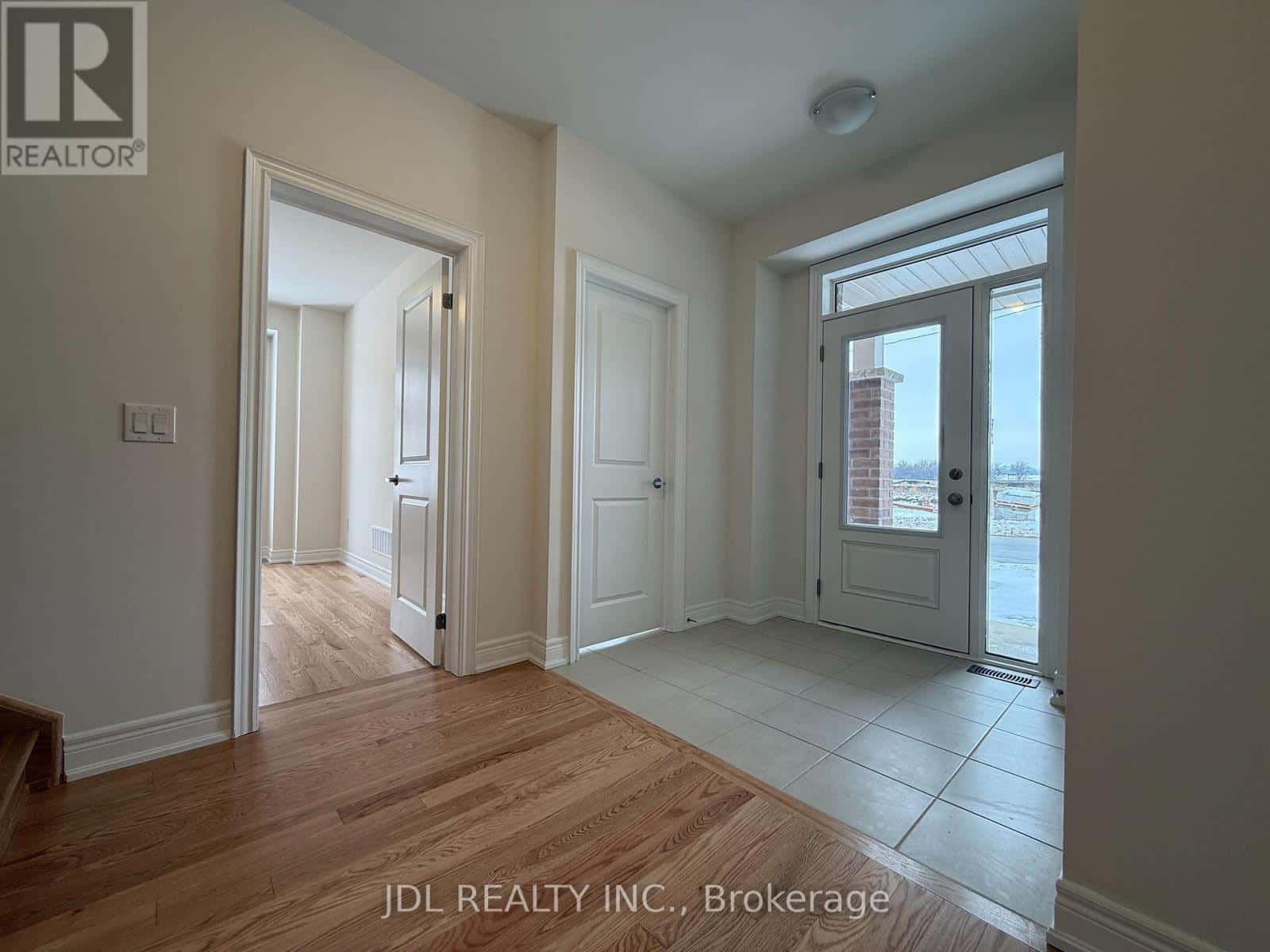 3017 GATESTONE PATH — Pickering, Ontario - Photo 2 of 24