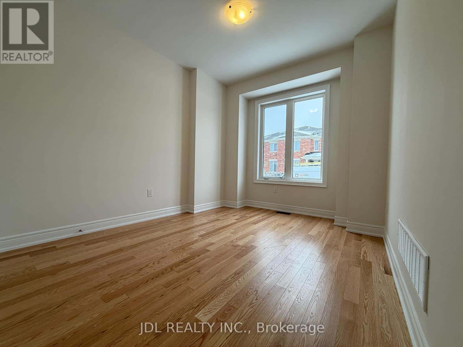 3017 GATESTONE PATH — Pickering, Ontario - Photo 3 of 24