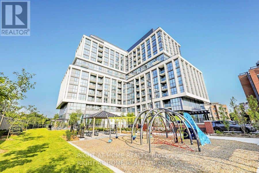 213 - 1063 DOUGLAS MCCURDY COMMON — Mississauga (Lakeview), Ontario - Photo 2 of 36