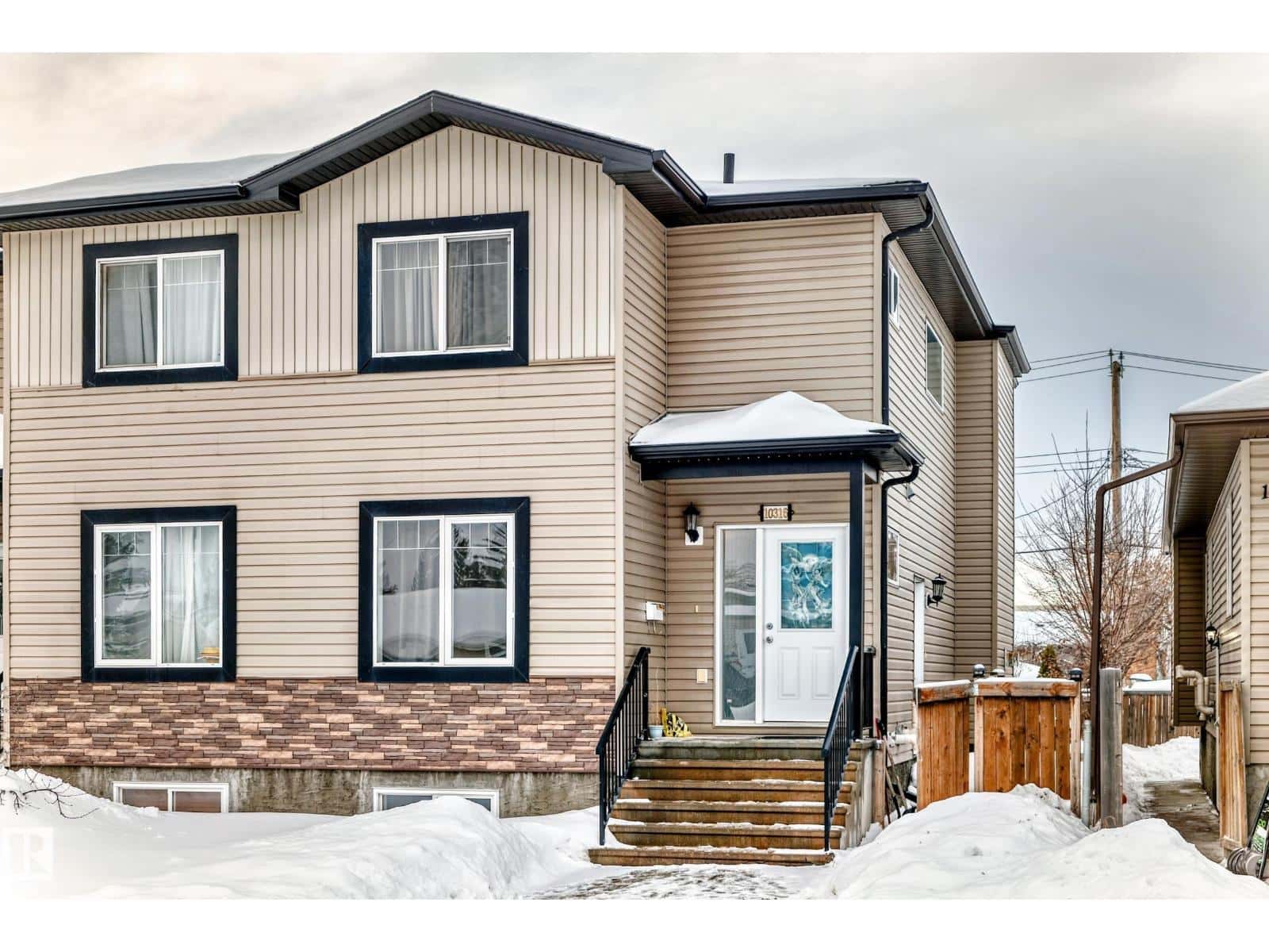 10316 162 ST NW NW — Edmonton, Alberta - Photo 2 of 67