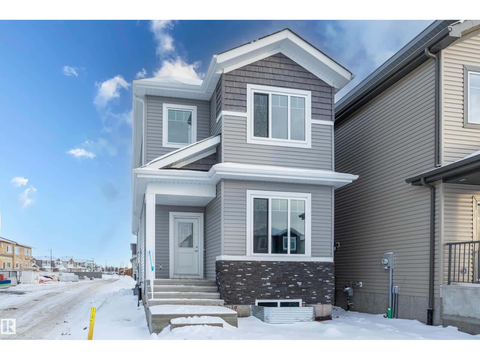 4119 67 ST — Beaumont, Alberta - Photo 2 of 43