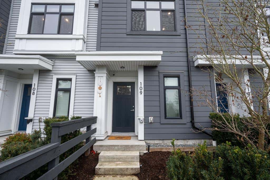 109 15235 SITKA DRIVE — Surrey, British Columbia - Photo 4 of 40