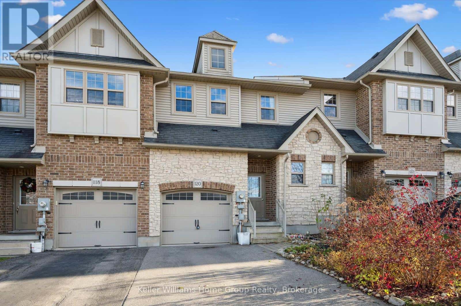 120 CREIGHTON AVENUE — Guelph (Grange Road), Ontario - Photo 3 of 44