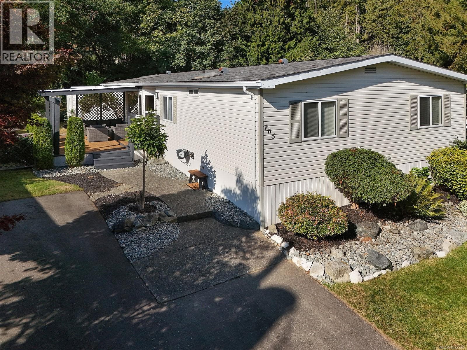 705 2779 Stautw Rd — Central Saanich, British Columbia - Main photo