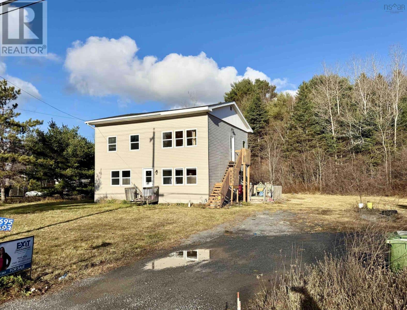 2695 Sackville Drive