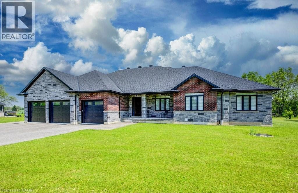 1211 WOODBURN Road — Binbrook, Ontario - Main photo