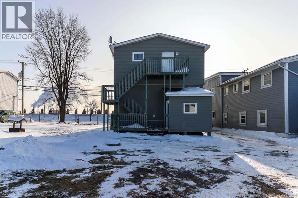 394-396 Milford Road — Saint John, New Brunswick - Photo 2 of 11