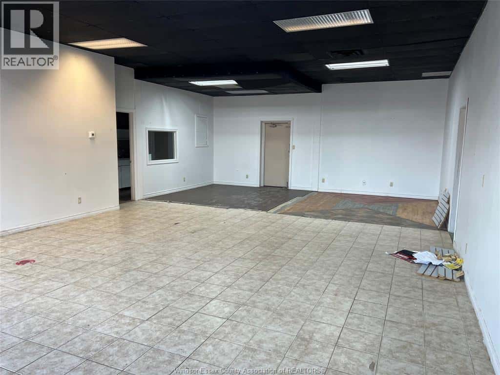 Tecumseh — Tecumseh - Photo 4 of 24