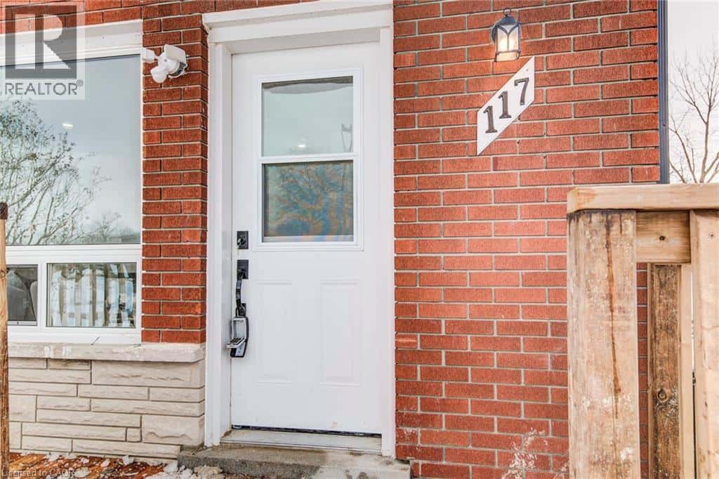 Kitchener — Kitchener - Photo 3 of 43