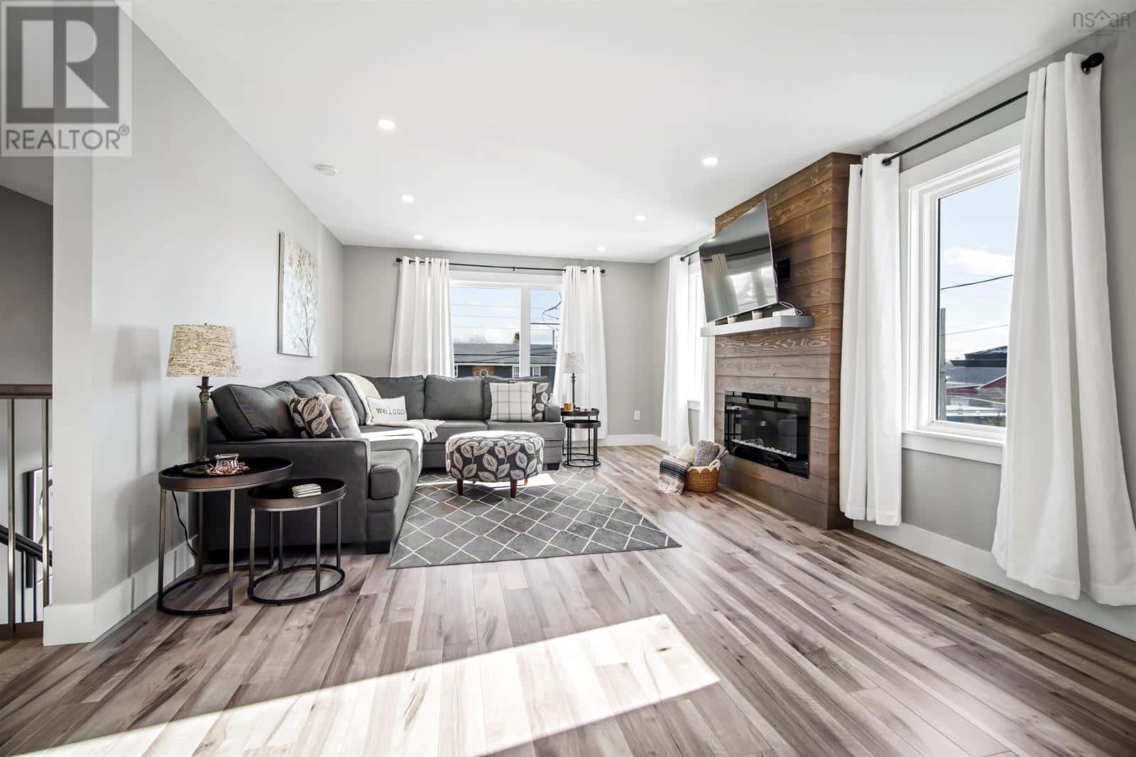 20 Hamilton Drive — Middle Sackville, Nova Scotia - Photo 5 of 47