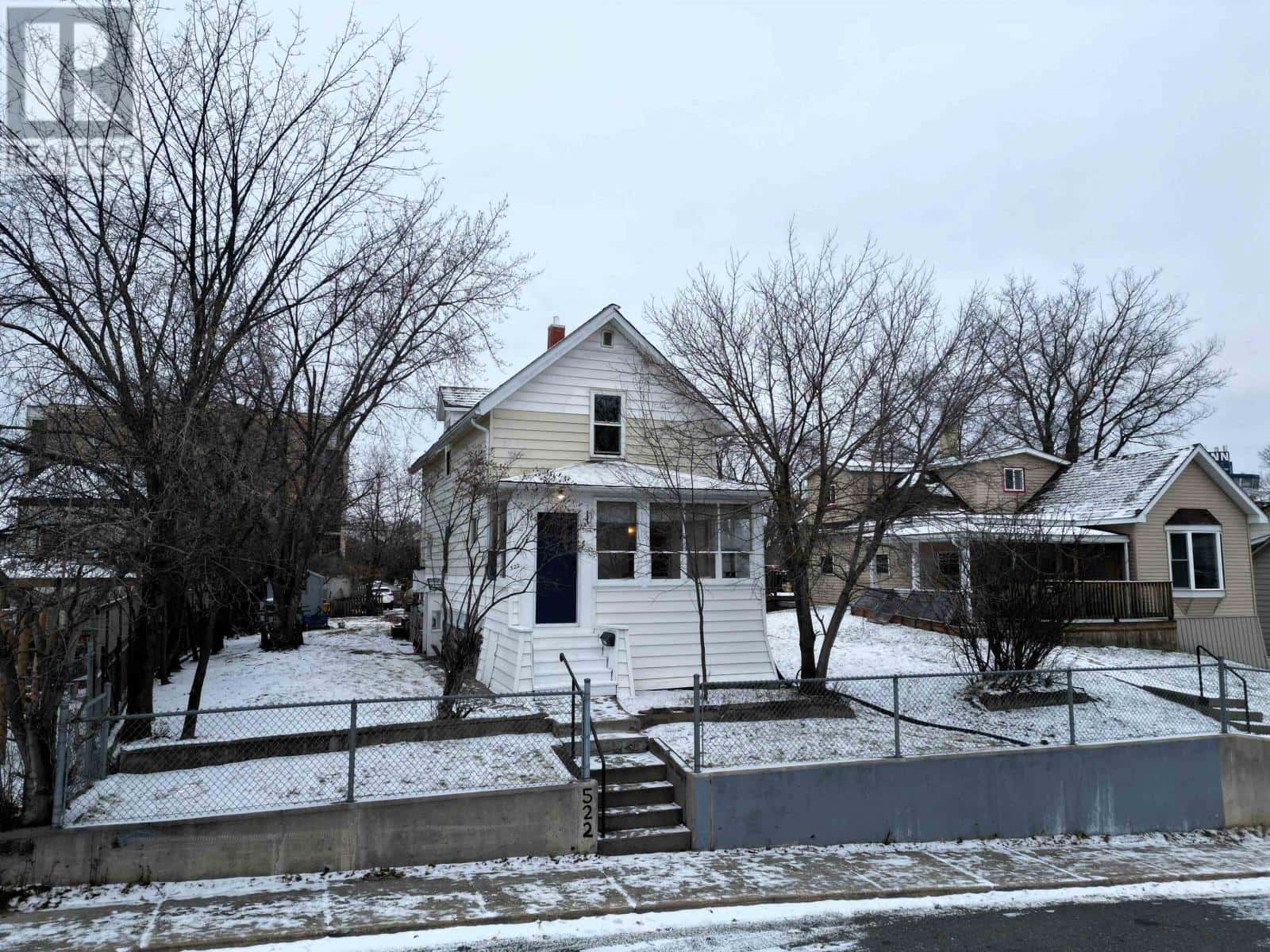 522 Third Avenue South — Kenora, Ontario - Photo 2 of 50