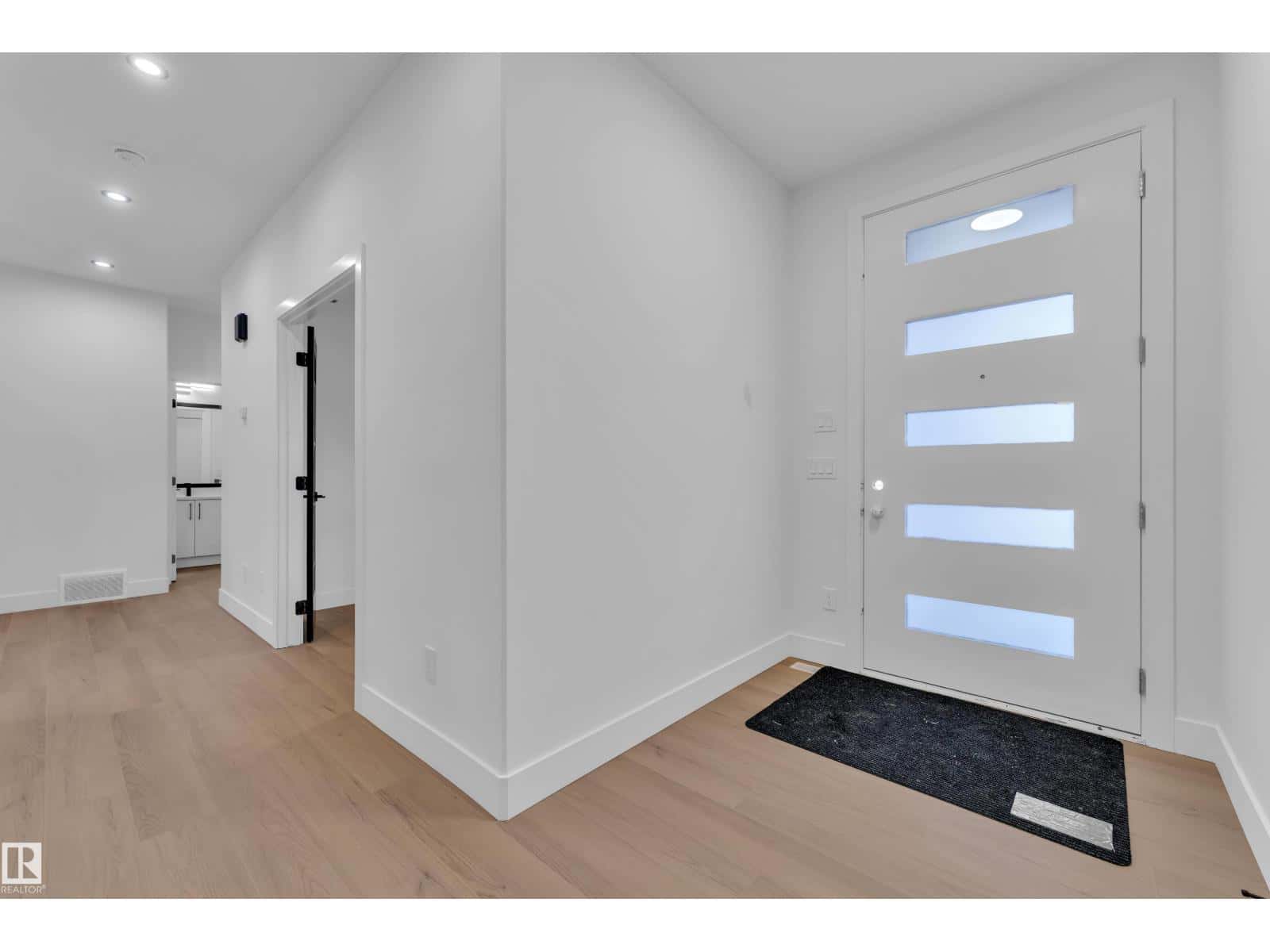 745 Astoria WY — Devon, Alberta - Photo 5 of 50