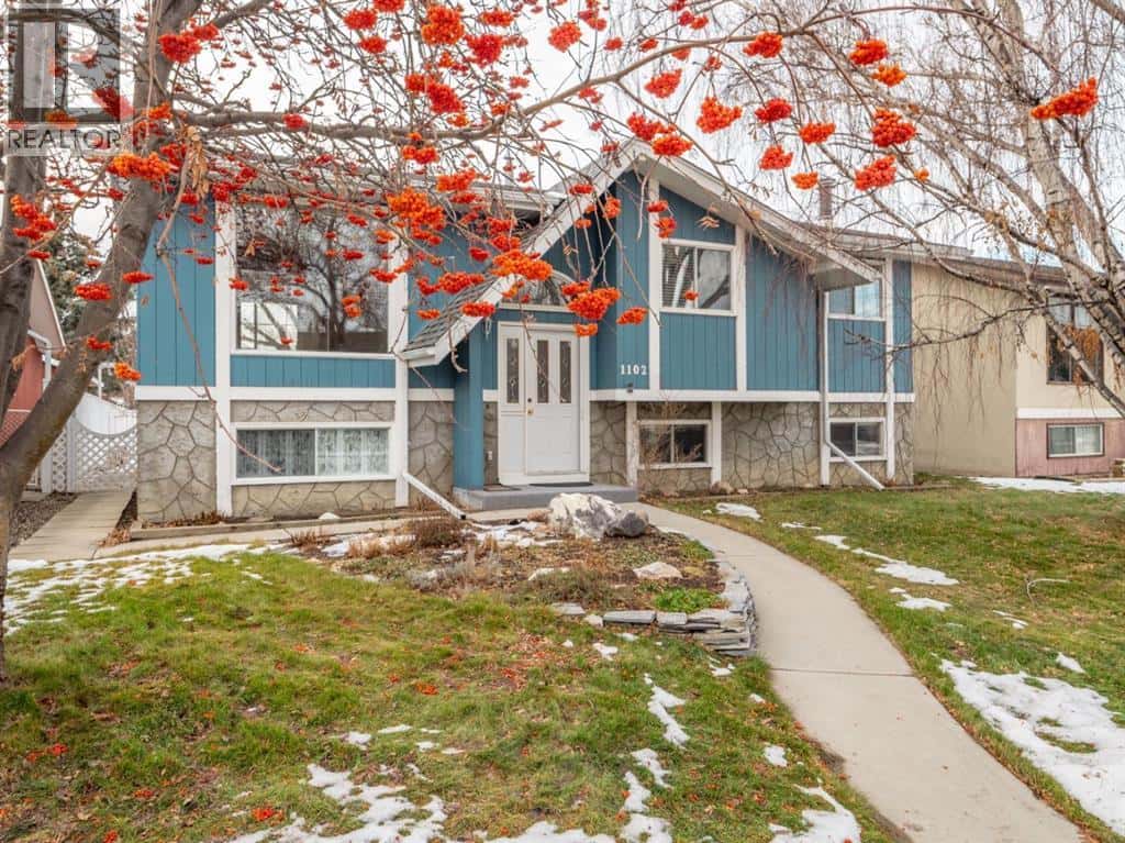 Lethbridge — Lethbridge - Photo 2 of 50