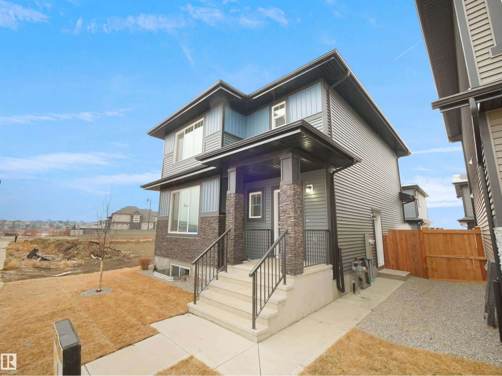 3272 DALLAS SCHMIDT DR NW — Edmonton - Photo 2 of 60