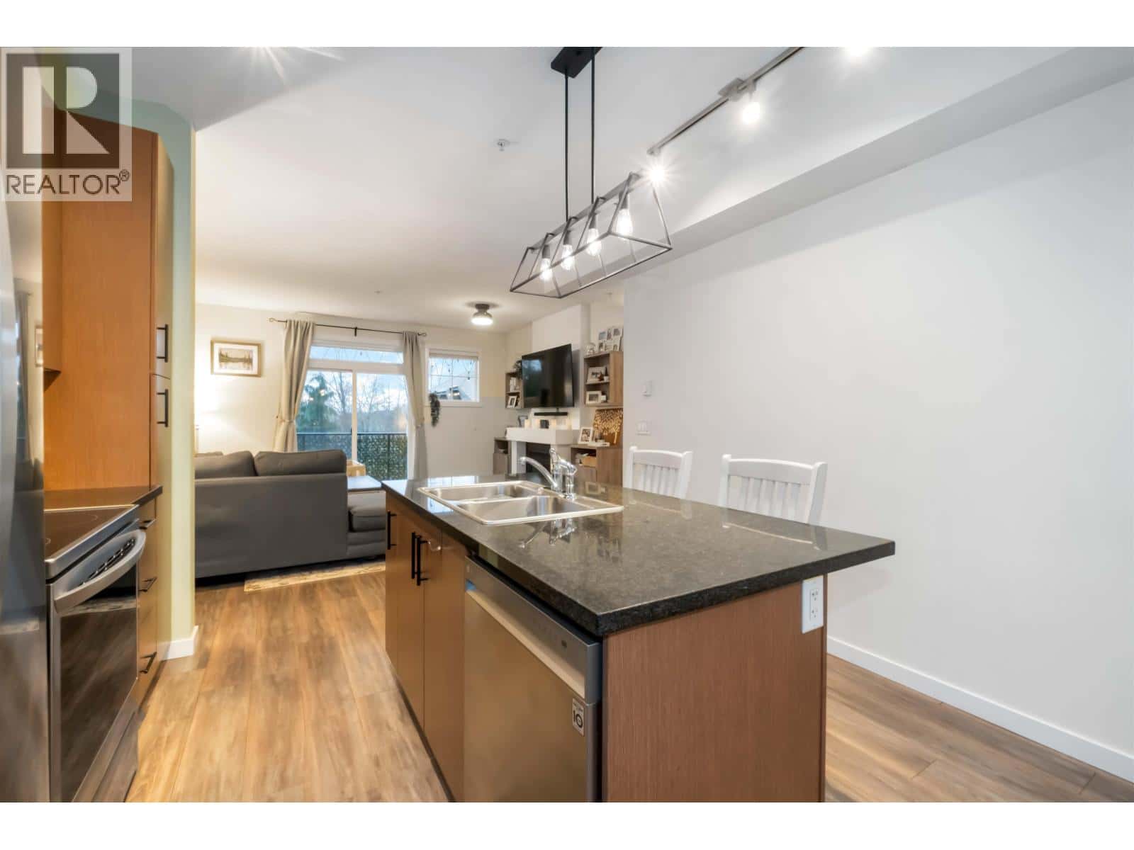 35 13819 232 STREET — Maple Ridge, British Columbia - Photo 5 of 33