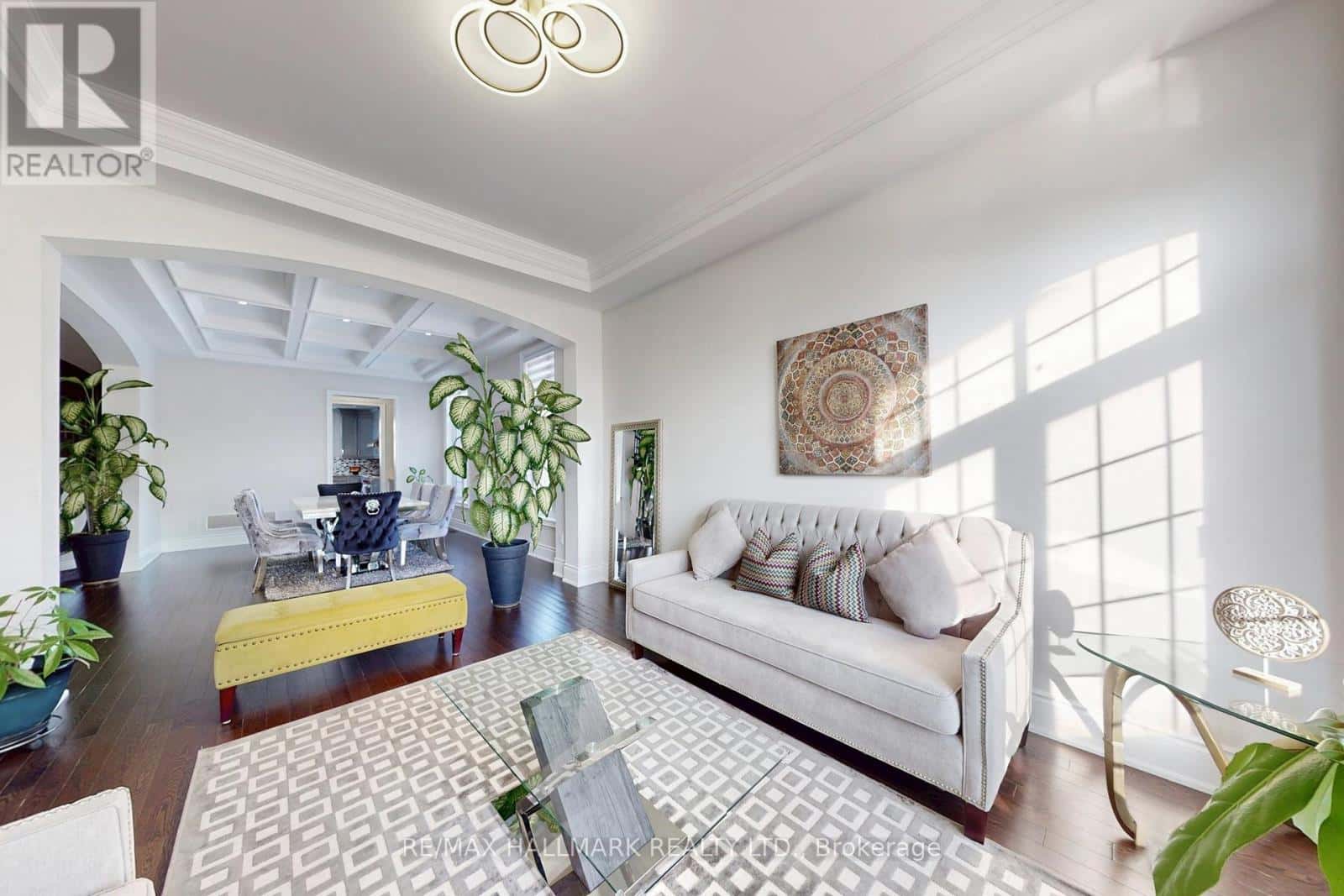 64 CHESNEY CRESCENT — Vaughan (Kleinburg), Ontario - Photo 5 of 50