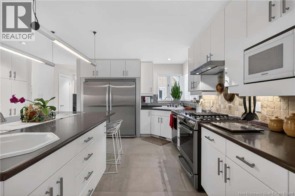 353 Lavoie Street — Dieppe, New Brunswick - Photo 2 of 49