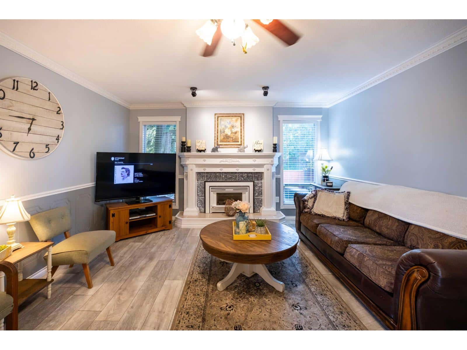 33232 KEATS COURT — Abbotsford, British Columbia - Photo 3 of 38