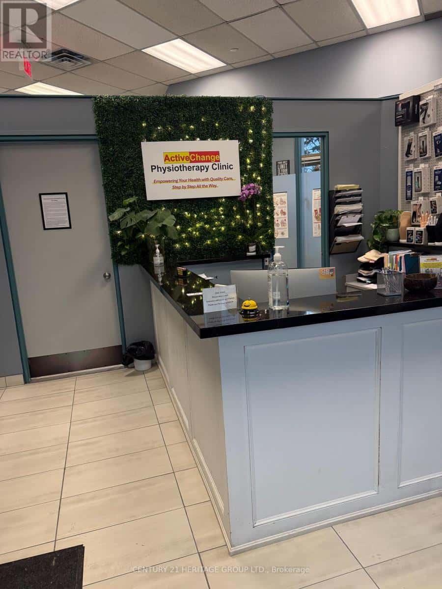 Vaughan (Concord) — Vaughan (Concord) - Photo 5 of 13