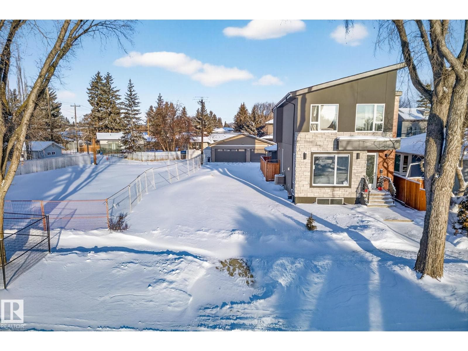 14726 91 AV NW — Edmonton - Main photo