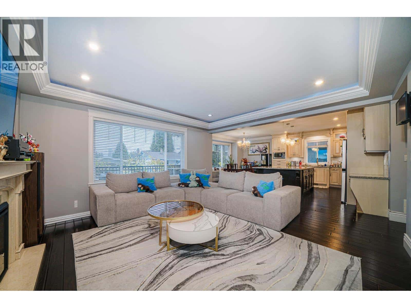 5007 HARDWICK STREET — Burnaby, British Columbia - Photo 4 of 30