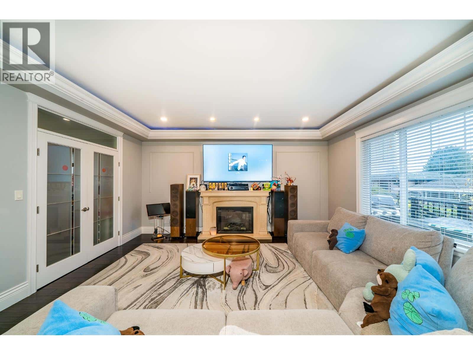 5007 HARDWICK STREET — Burnaby, British Columbia - Photo 5 of 30