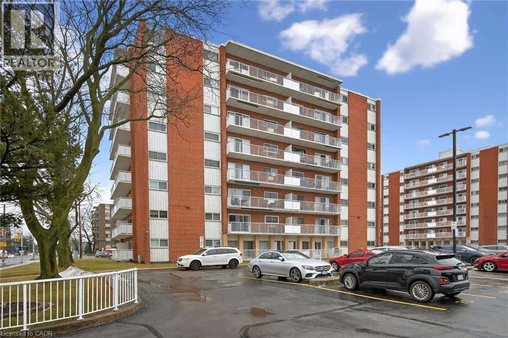 8 WOODMAN Drive Unit# 601 — Hamilton, Ontario - Photo 3 of 45