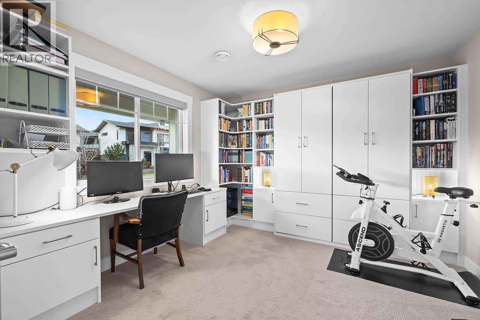 1330 Rocky Point Drive — Kelowna, British Columbia - Photo 5 of 53