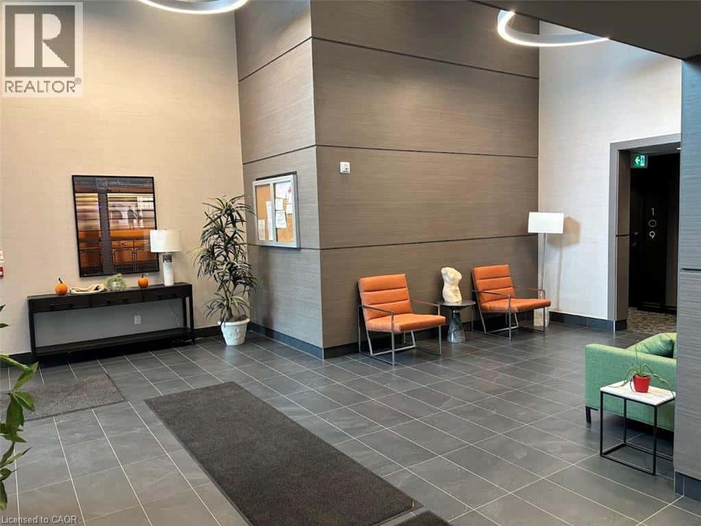 50 KAITTING Trail Unit# 610 — Oakville, Ontario - Photo 3 of 22